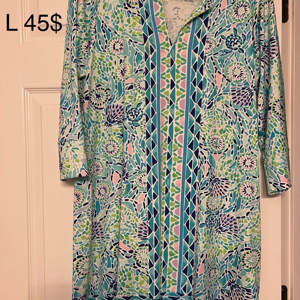 Lilly Pulitzer Blue and Green Graphic Tunic Dress with 3/4 Sleeves